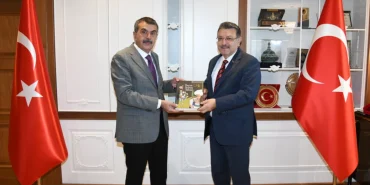 Bakan Yusuf Tekin’den Trabzon’a ziyaret