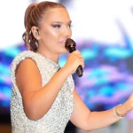 Demet Akalın’dan Denizli’de izdiham!